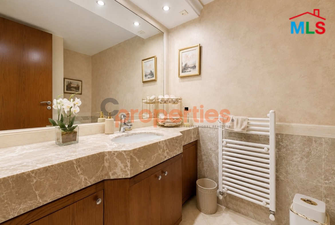 Apartment for Sale in Adma – شقة للبيع في أدما – CPES302