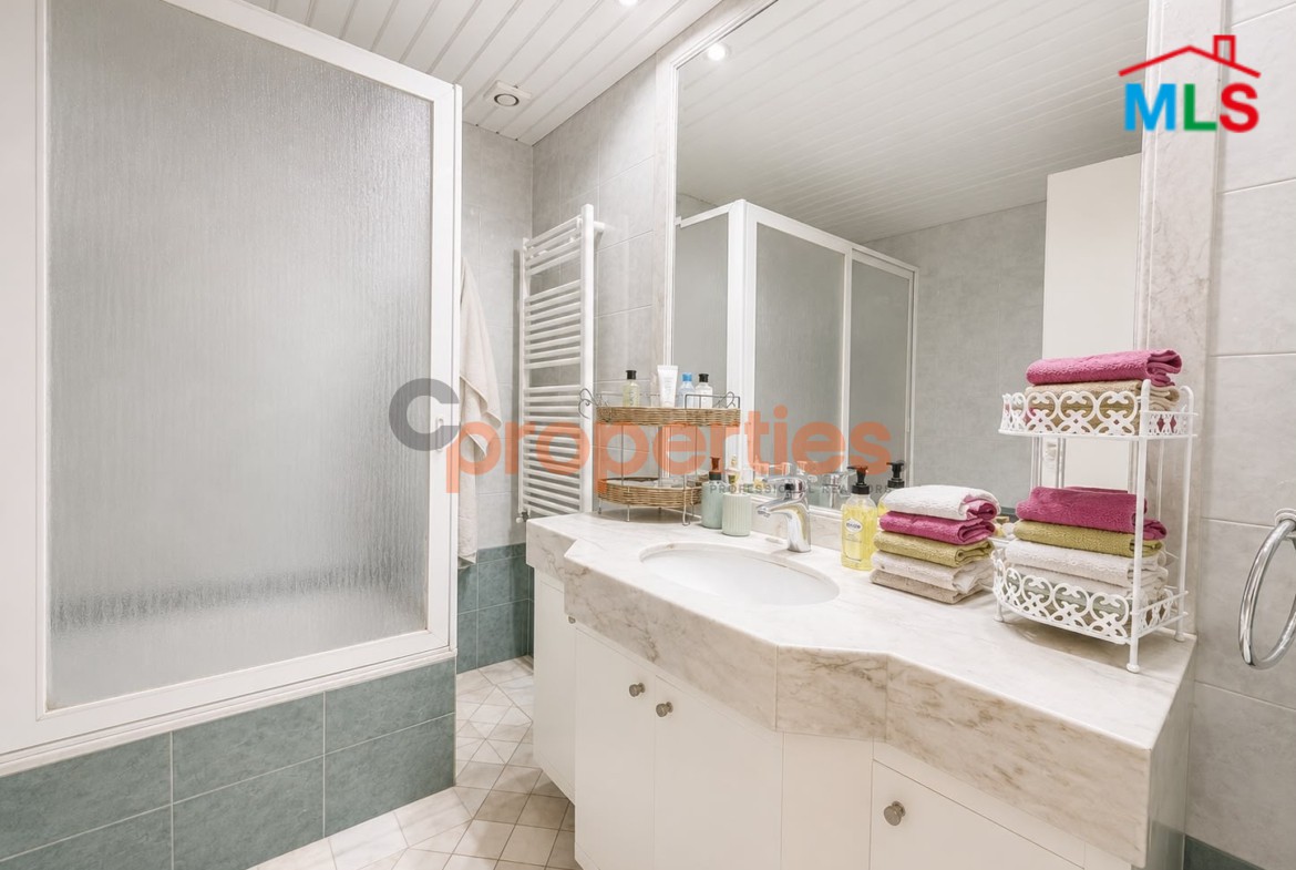 Apartment for Sale in Adma – شقة للبيع في أدما – CPES302
