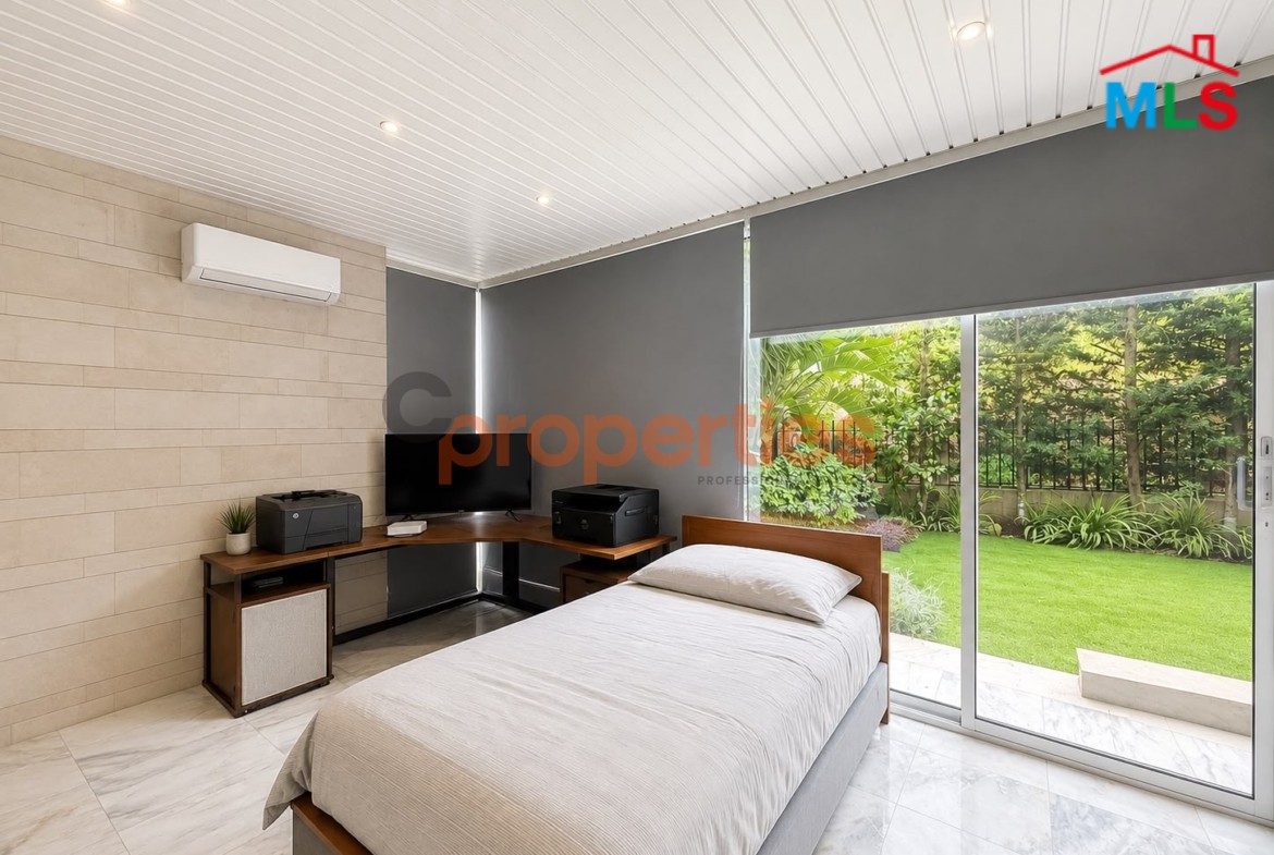 Apartment for Sale in Adma – شقة للبيع في أدما – CPES302