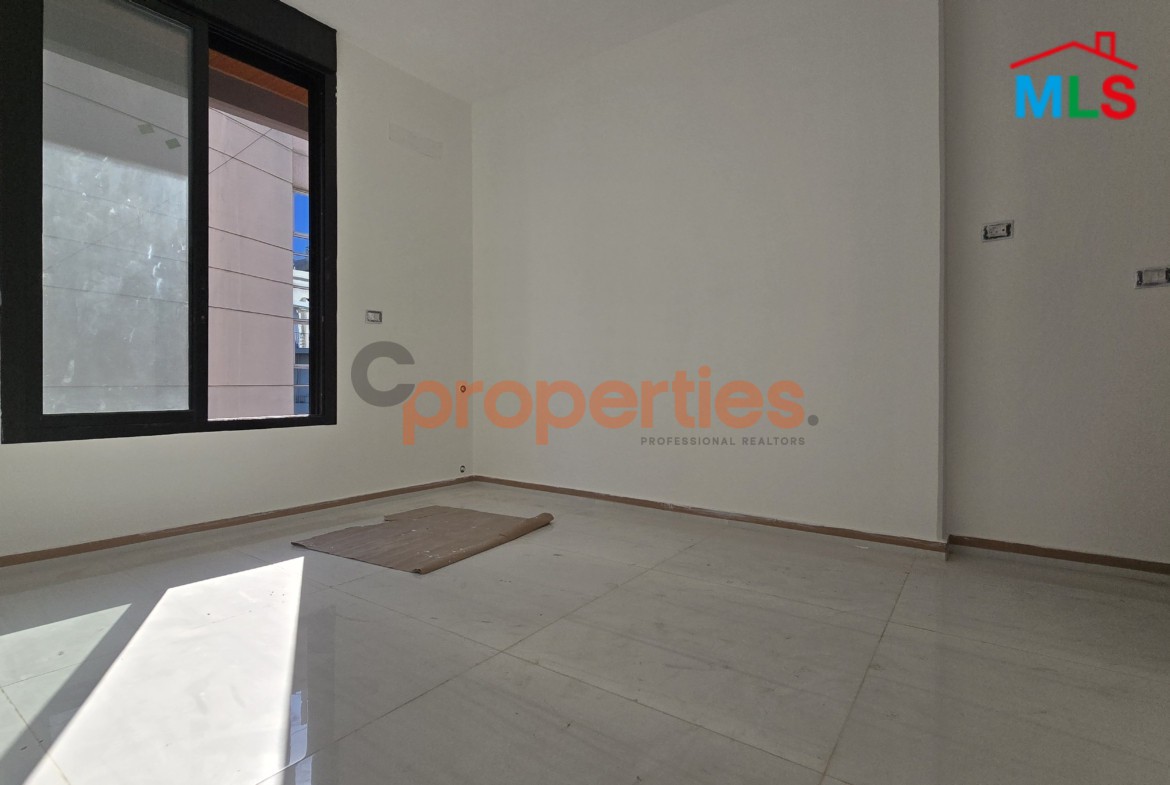 Apartment For Sale In Furn El Chebbak – CPJA83