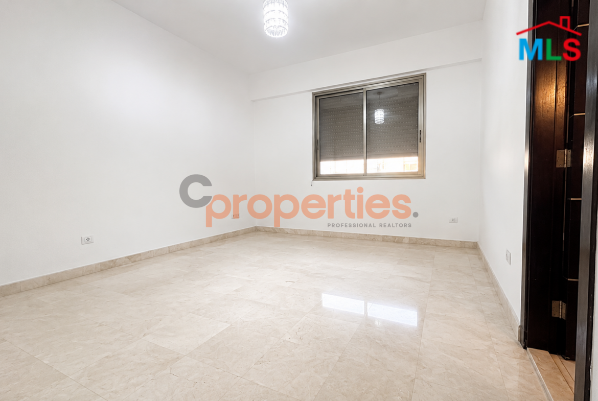Apartment For Sale in Jnah شقة للبيع في الجناح – CPBHS135