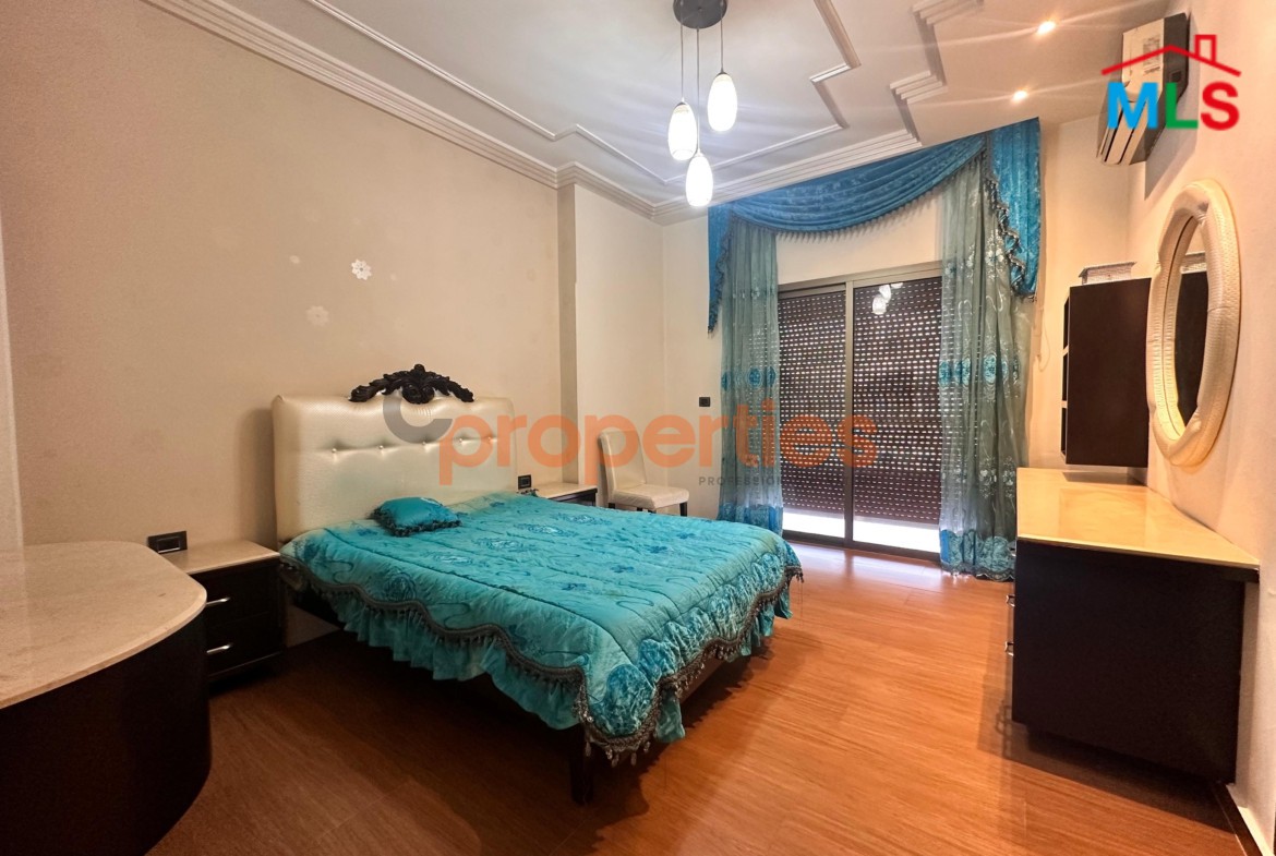 Apartment For Sale in Ramlet al Baydah شقة للبيع في رملة البيضاء CPBHS134