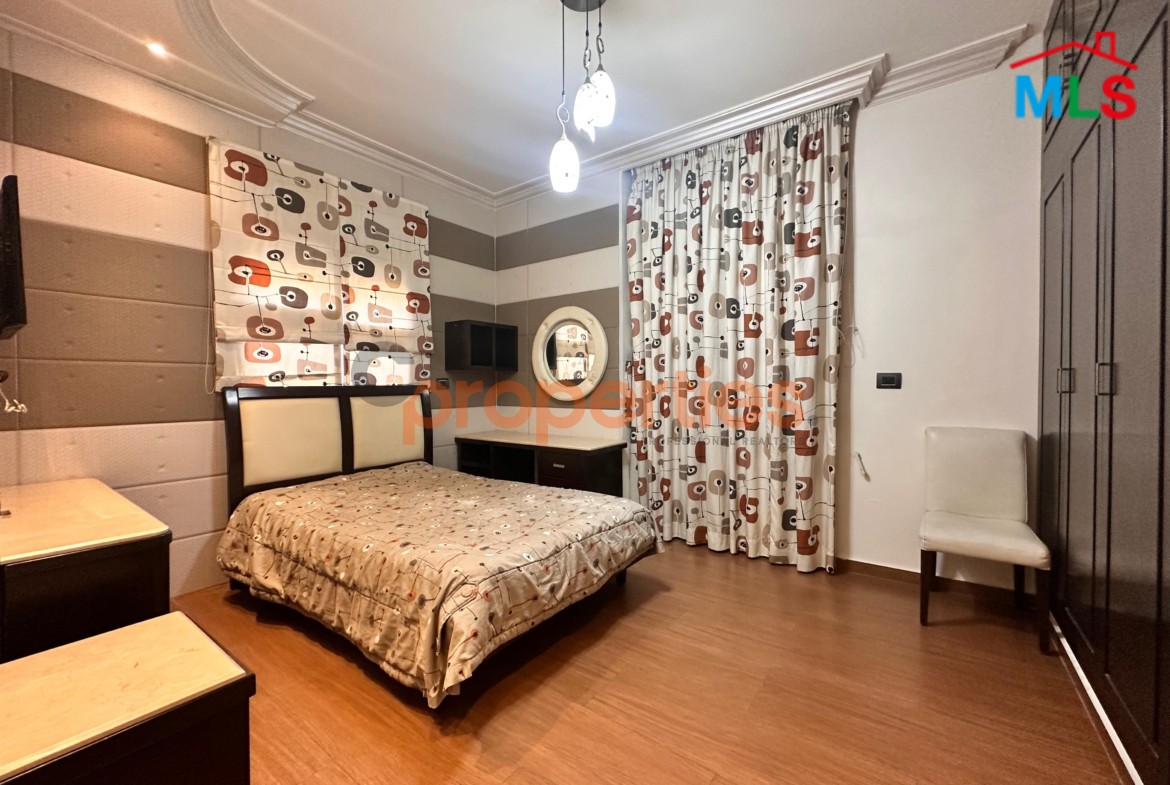Apartment For Sale in Ramlet al Baydah شقة للبيع في رملة البيضاء CPBHS134