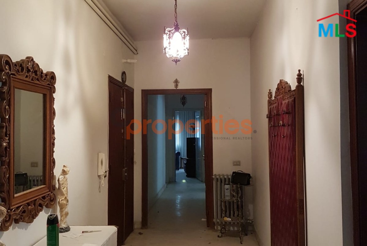 Apartment For Sale In Achrafieh | Jeitawi شقة للبيع في الأشرفيةCPBRC24