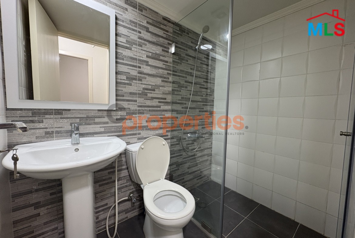 Apartment For Sale in Jbeil شقة للبيع في جبيل CPJGN69