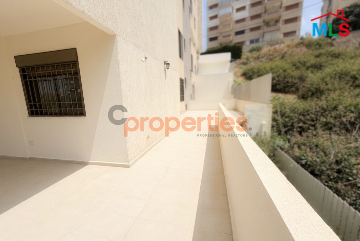 Apartment with Terrace and Garden for Sale in Naccache – CPLO19