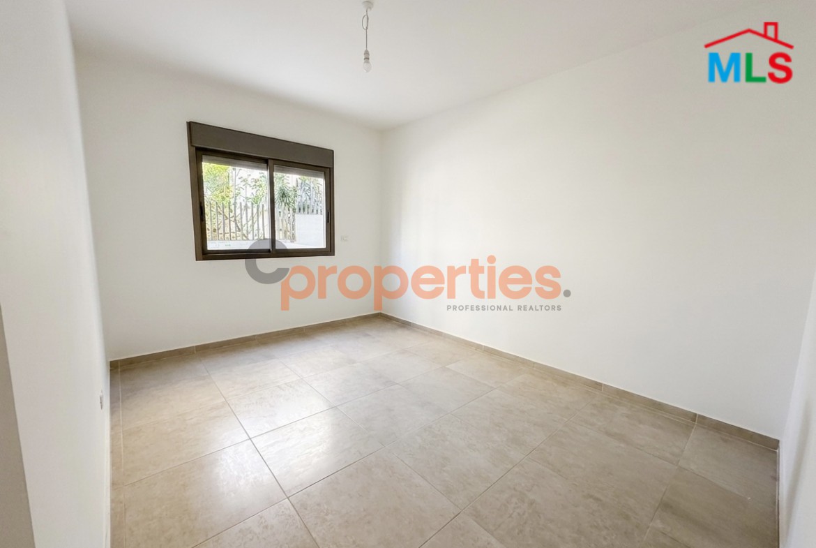 Apartment with Terrace and Garden for Sale in Naccache – CPLO19
