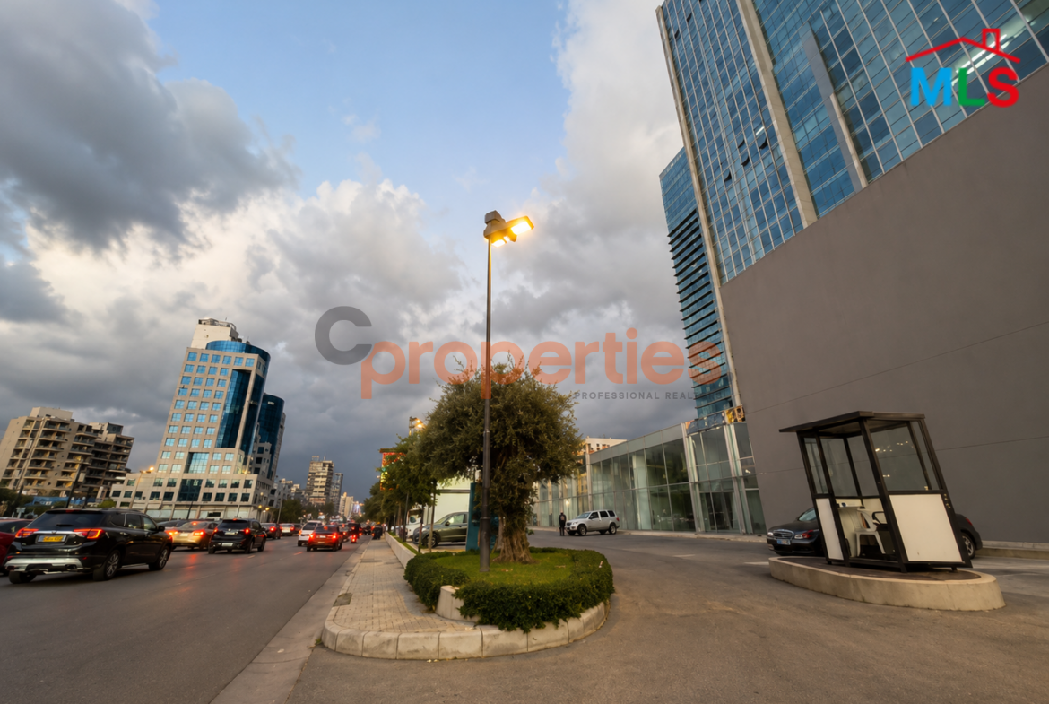 Office For Sale in Dekwaneh مكتب للبيع في الدكوانة CPES118