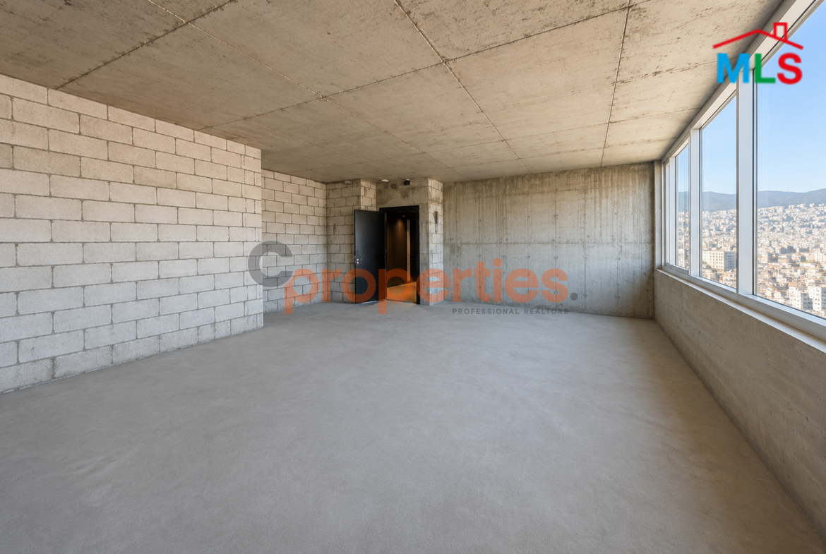 Office For Sale in Sin el Fil مكتب للبيع في سن الفيل CPES265