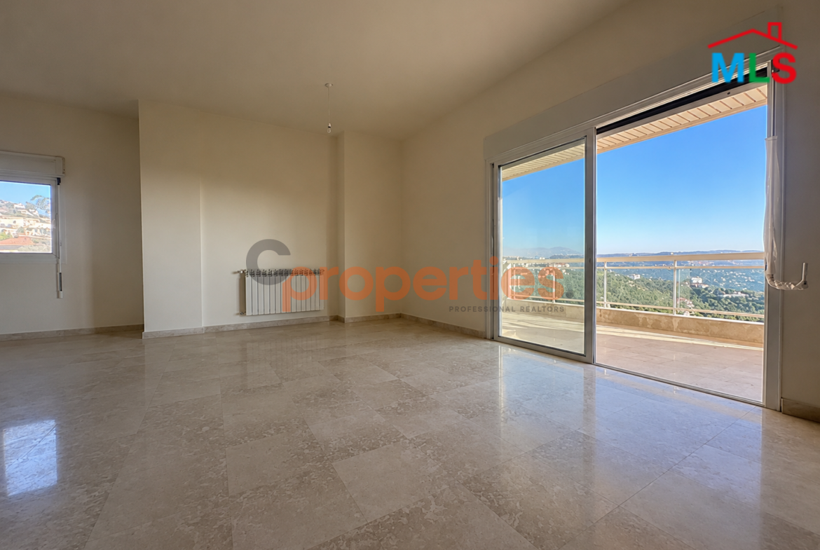 Apartment For Sale in Rayfoun شقة للبيع في ريفون – CPES257
