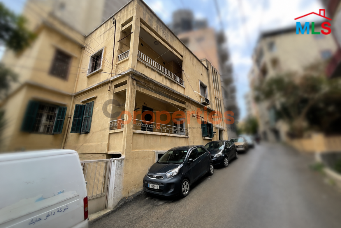 Catchy Priced Land With Building For Sale In Achrafieh | Jeitawi – CPBRC18