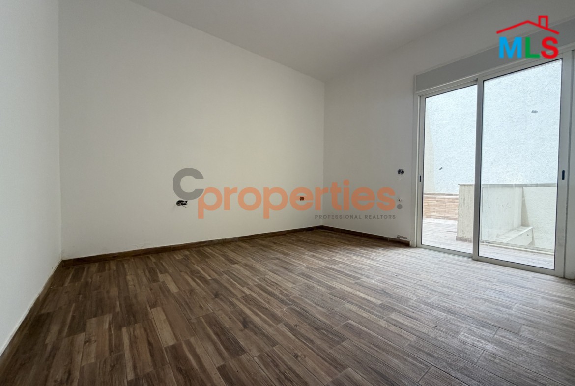 Apartment For Sale in Rabweh CPCF218 شقة للبيع في الربوه