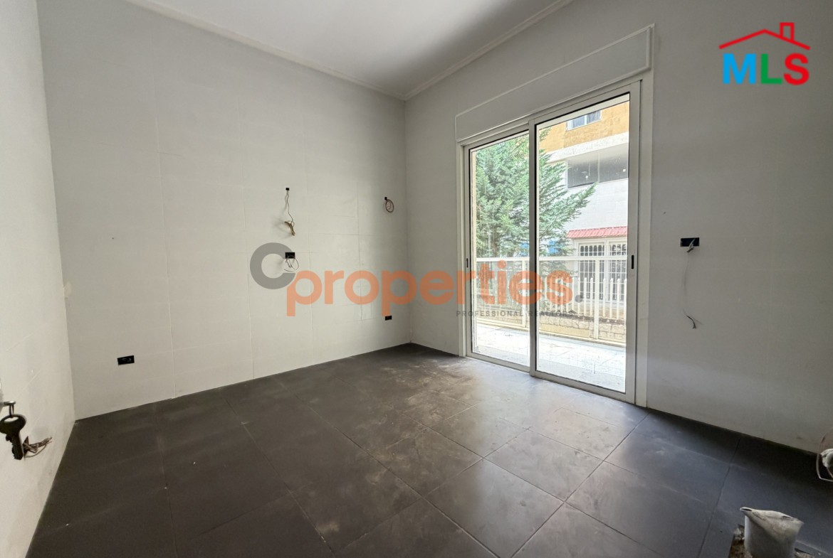 Apartment For Sale in Rabweh CPCF218 شقة للبيع في الربوه