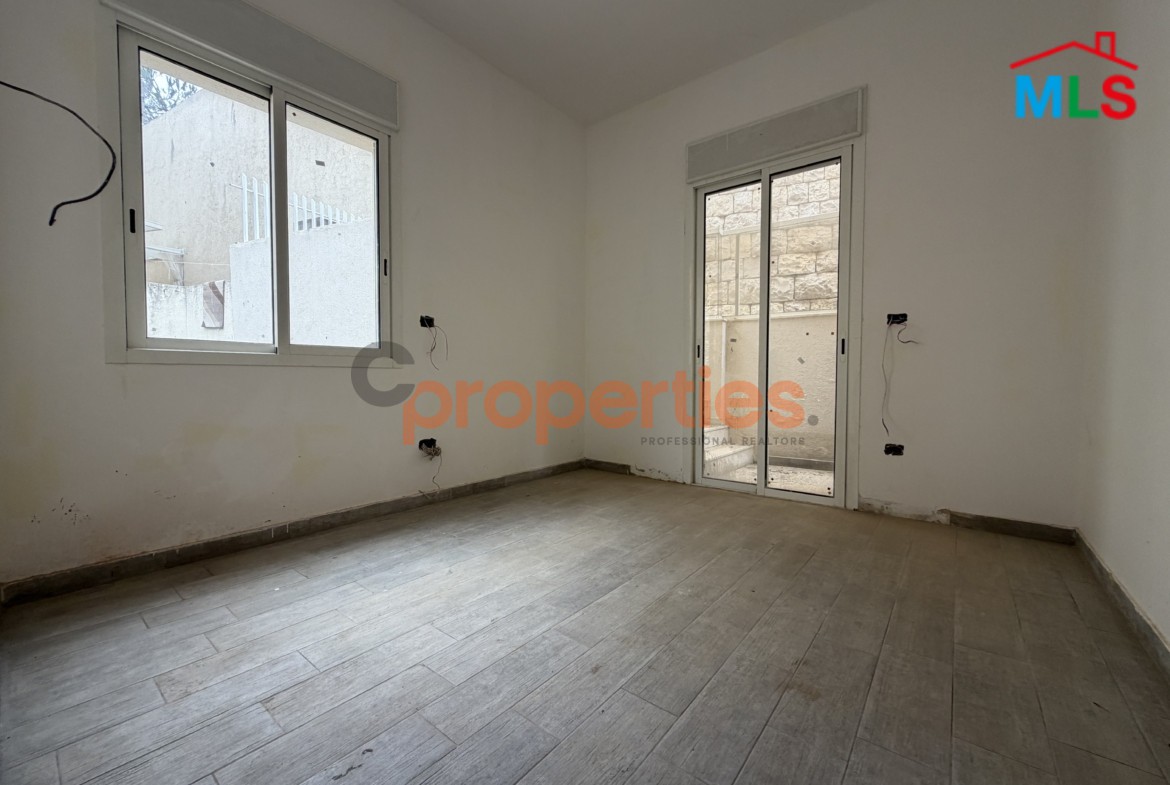 Apartment For Sale in Rabweh CPCF219 شقة للبيع في الربوه