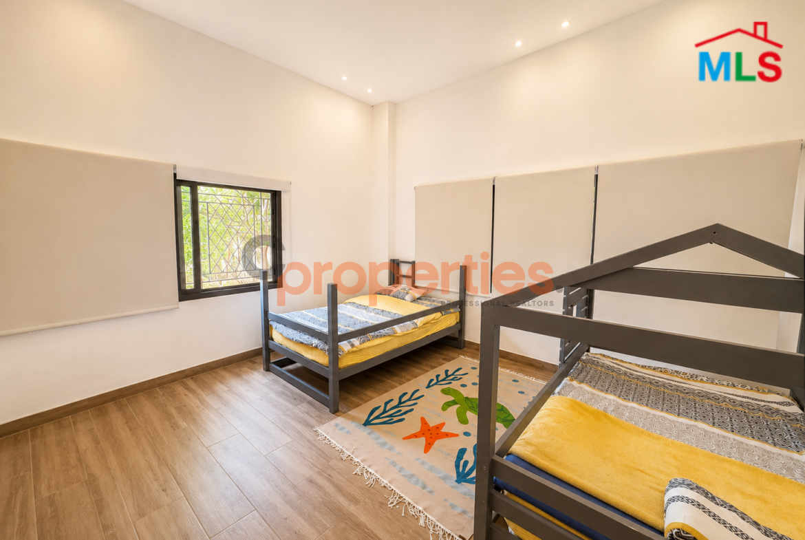 Villa For Sale in Baabda – فيلا للبيع في بعبدا – CPCH47