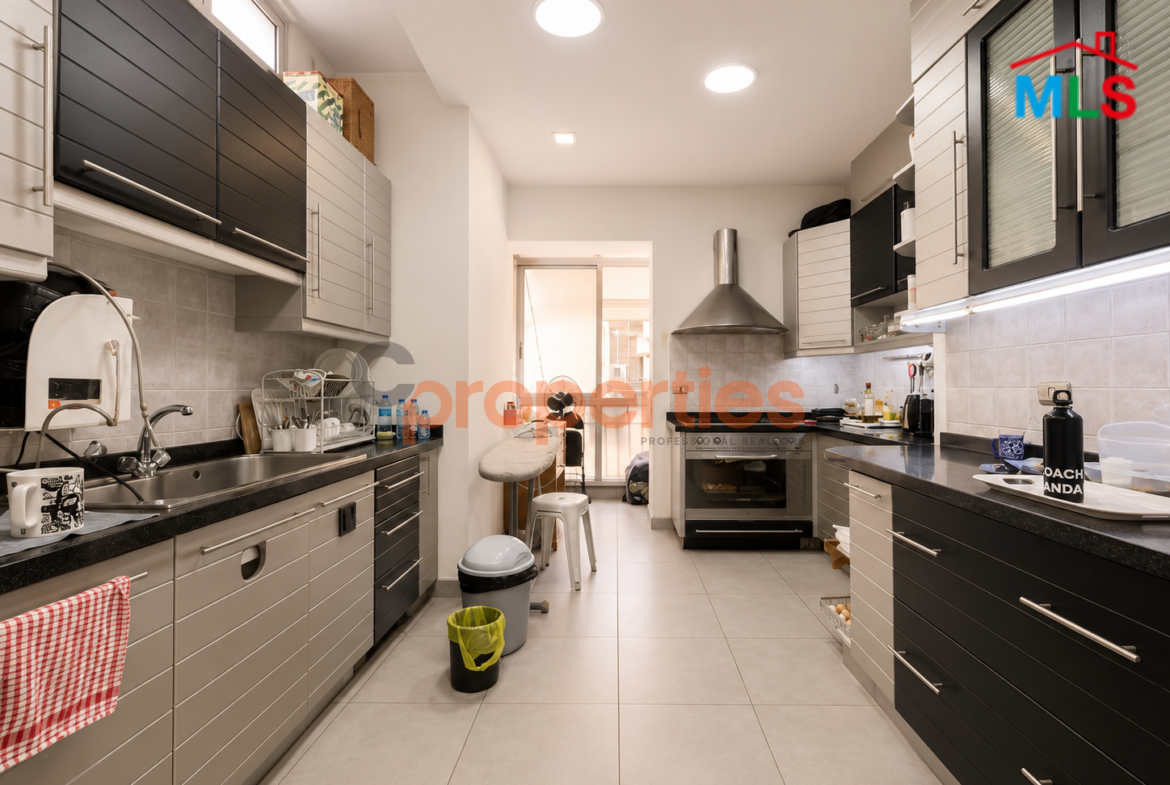 Apartment for sale in Hamra CPBMKH42