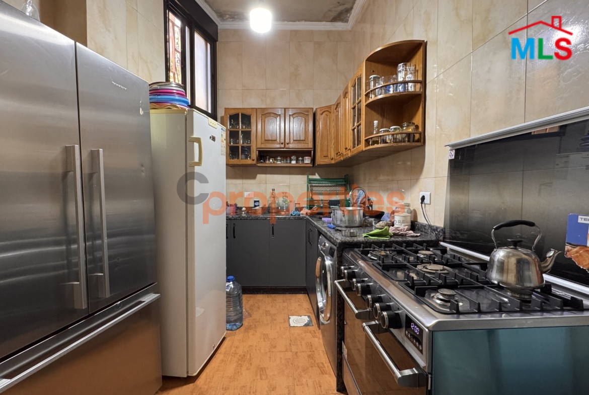 Apartment for Sale With Terrace and Shop in Beit El Chaar- منزل ومحل للبيع في بيت الشعار CPTA108