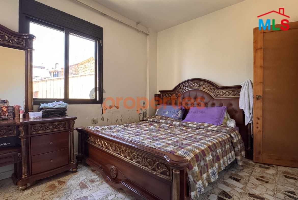 Apartment for Sale With Terrace and Shop in Beit El Chaar- منزل ومحل للبيع في بيت الشعار CPTA108