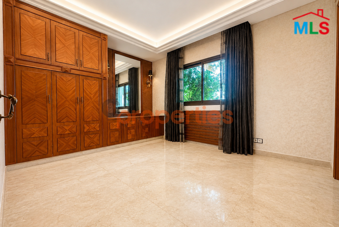 Triplex For Sale in Jnah – CPBHS97