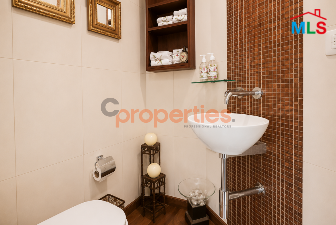 Apartment For Sale in Ras Beirut With Terrace – CPBHS96