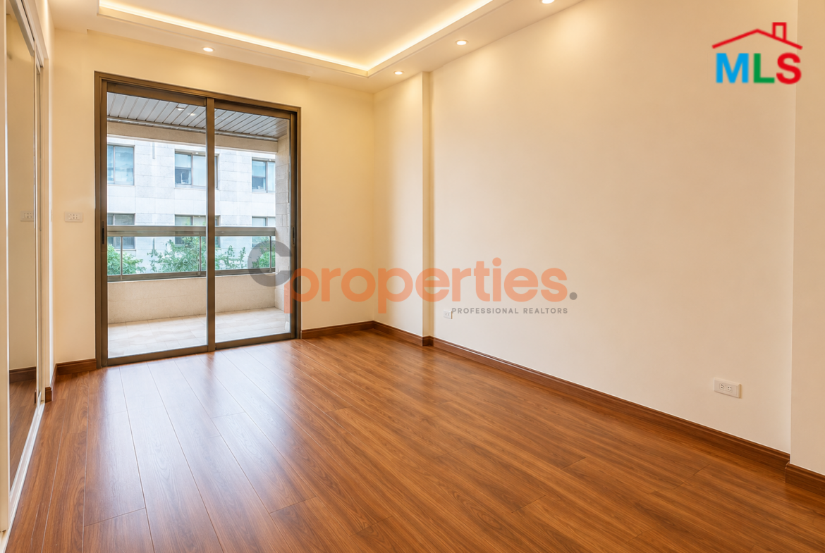 Apartment For Sale in Ras Beirut With Terrace – CPBHS96