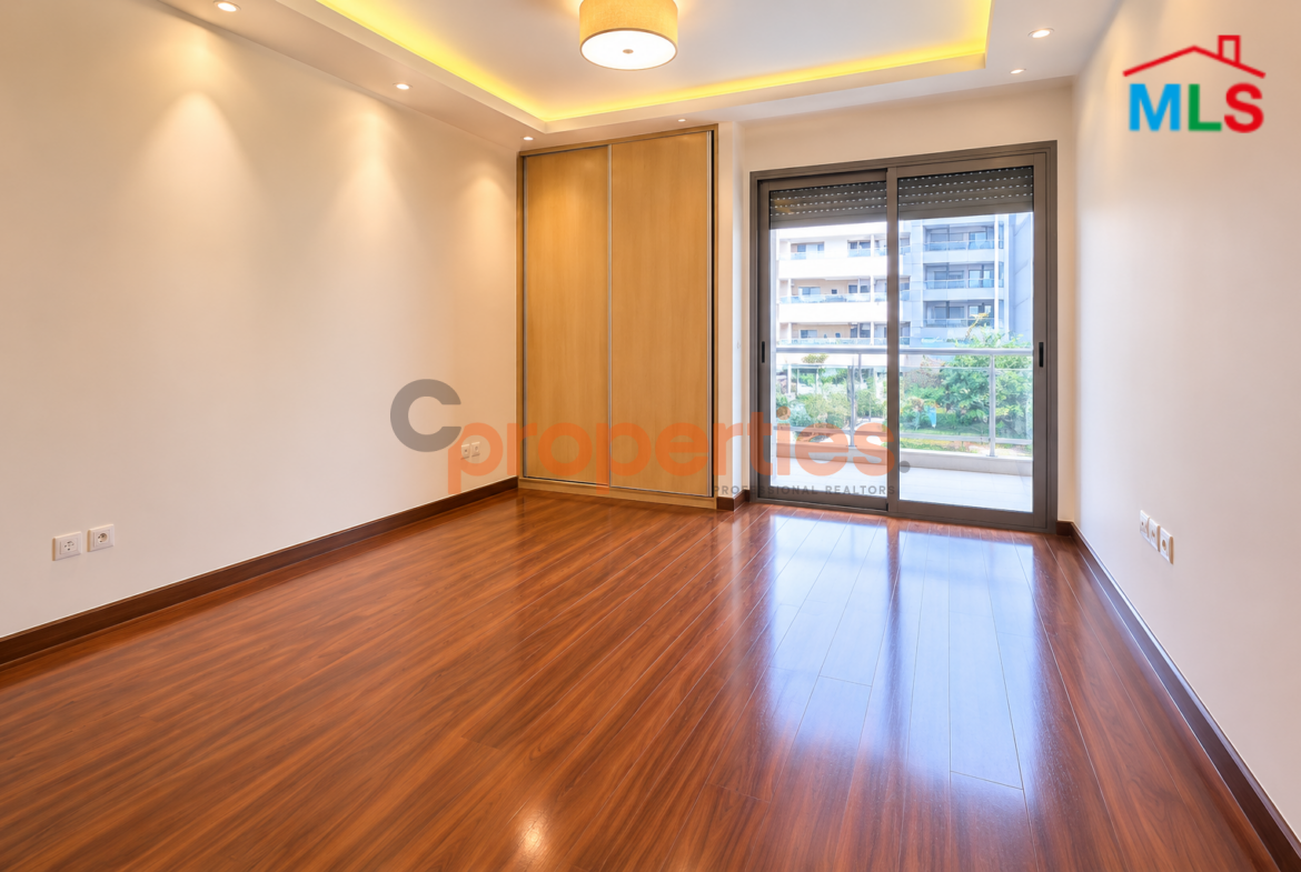 Apartment For Sale in Ras Beirut With Terrace – CPBHS96