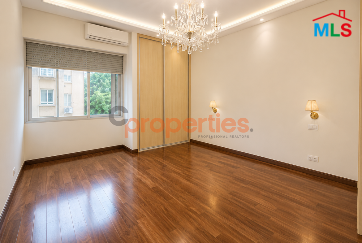 Apartment For Sale in Ras Beirut With Terrace – CPBHS96