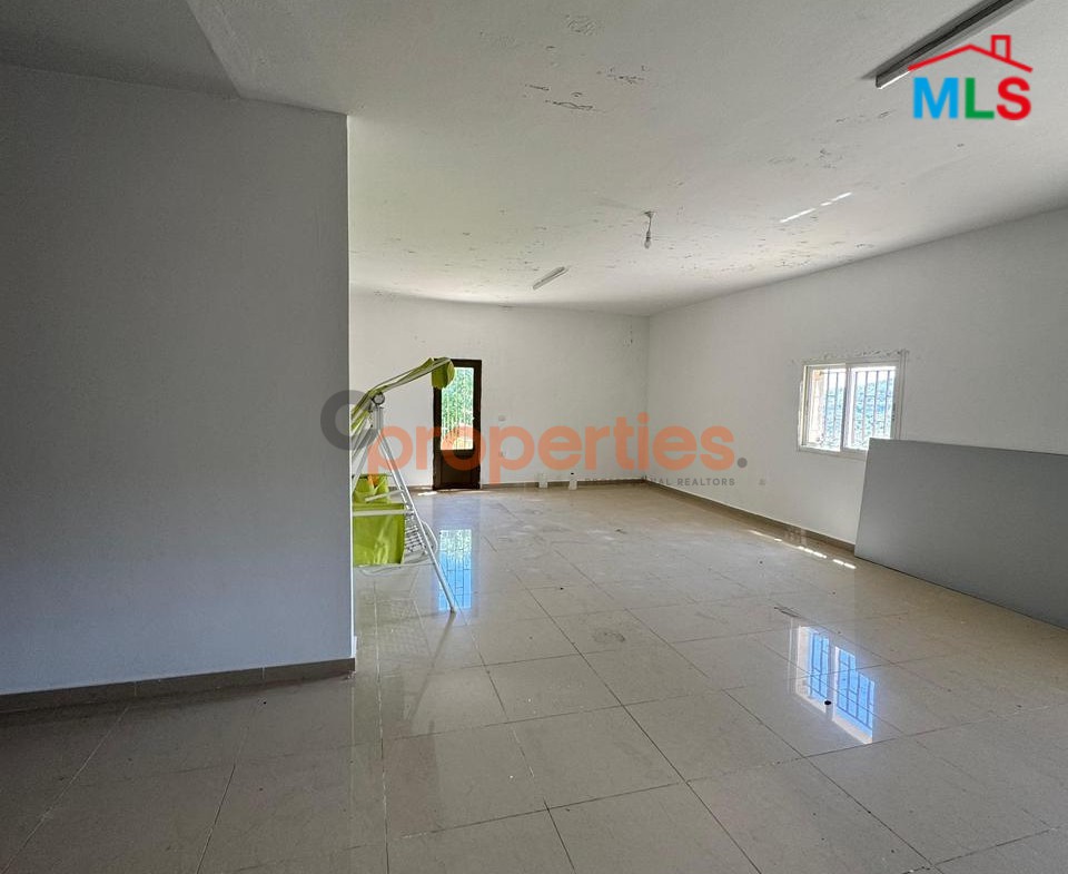 Villa For Sale in Achqout – فيلا للبيع في عشقوت – CPESR05