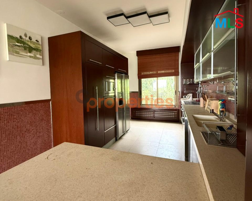 Apartment for sale in Broummana – شقة فاخرة للبيع في برمانا – CPESR02