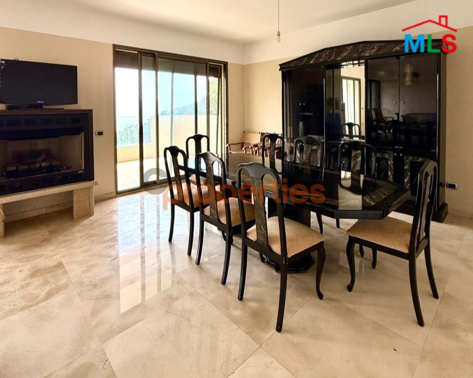 Apartment For Sale in Brommana – شقة للبيع في برمانا – CPESR01