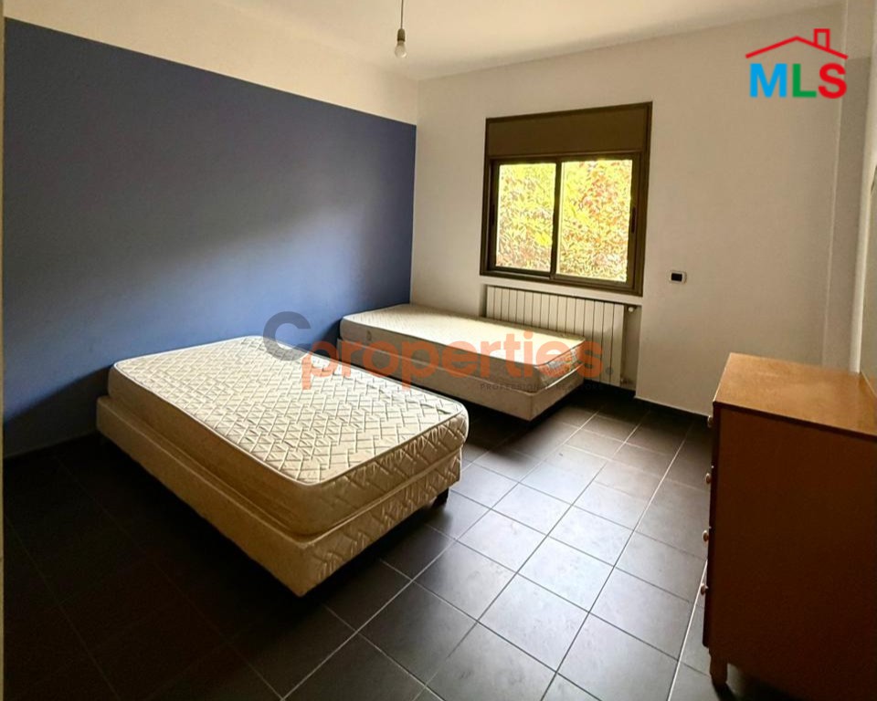 Apartment For Sale in Brommana – شقة للبيع في برمانا – CPESR01