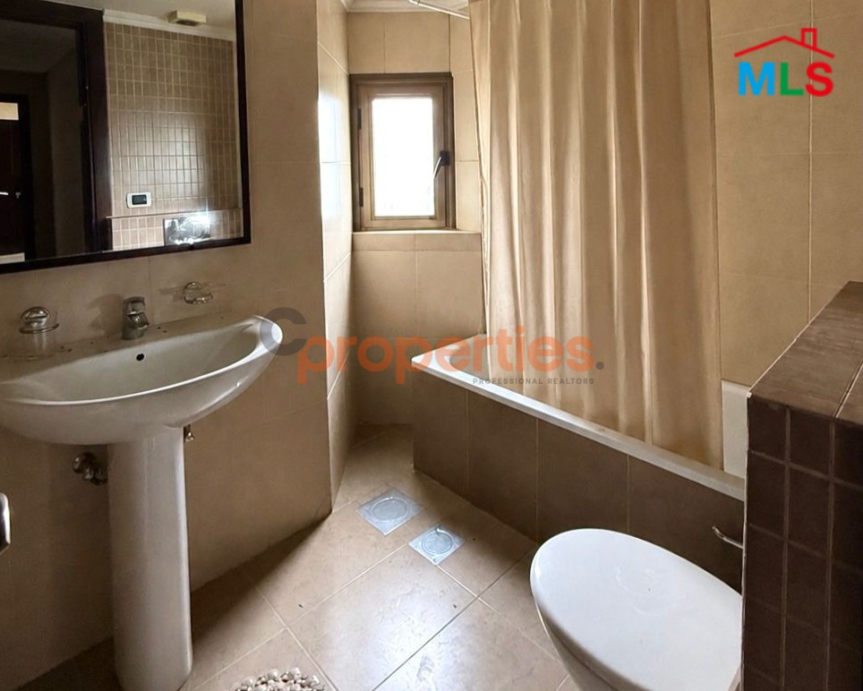 Apartment For Sale in Brommana – شقة للبيع في برمانا – CPESR01
