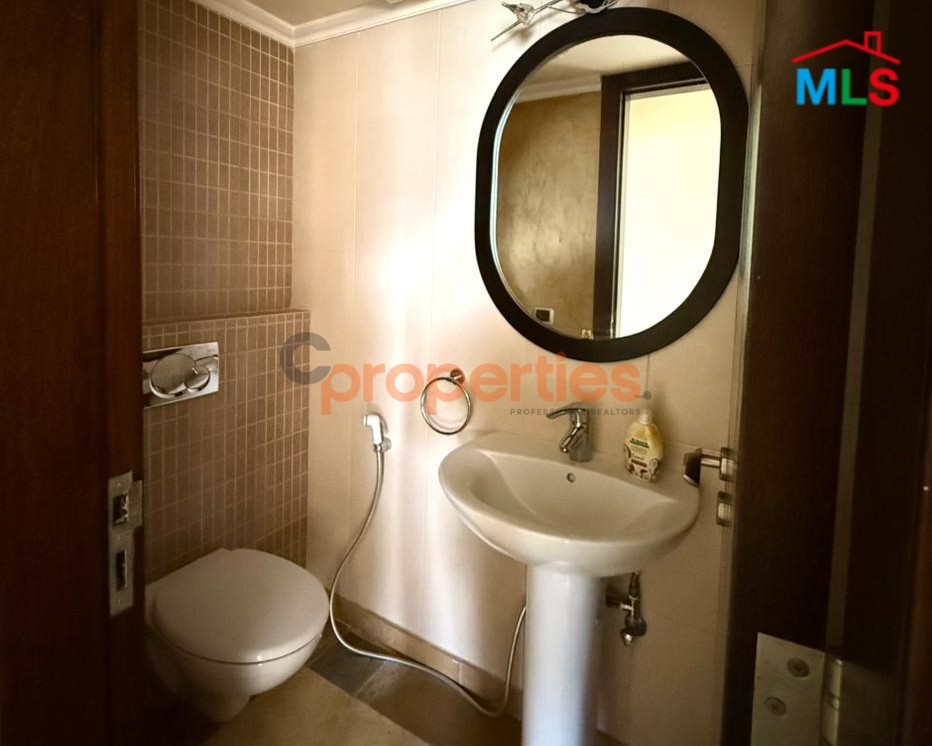 Apartment For Sale in Brommana – شقة للبيع في برمانا – CPESR01