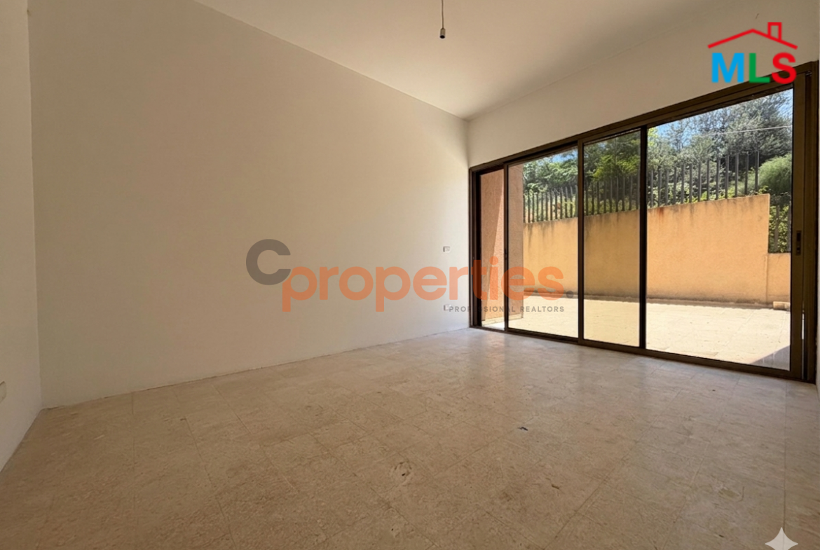 Apartment For Sale In Naccache with Terrace – CPLO01