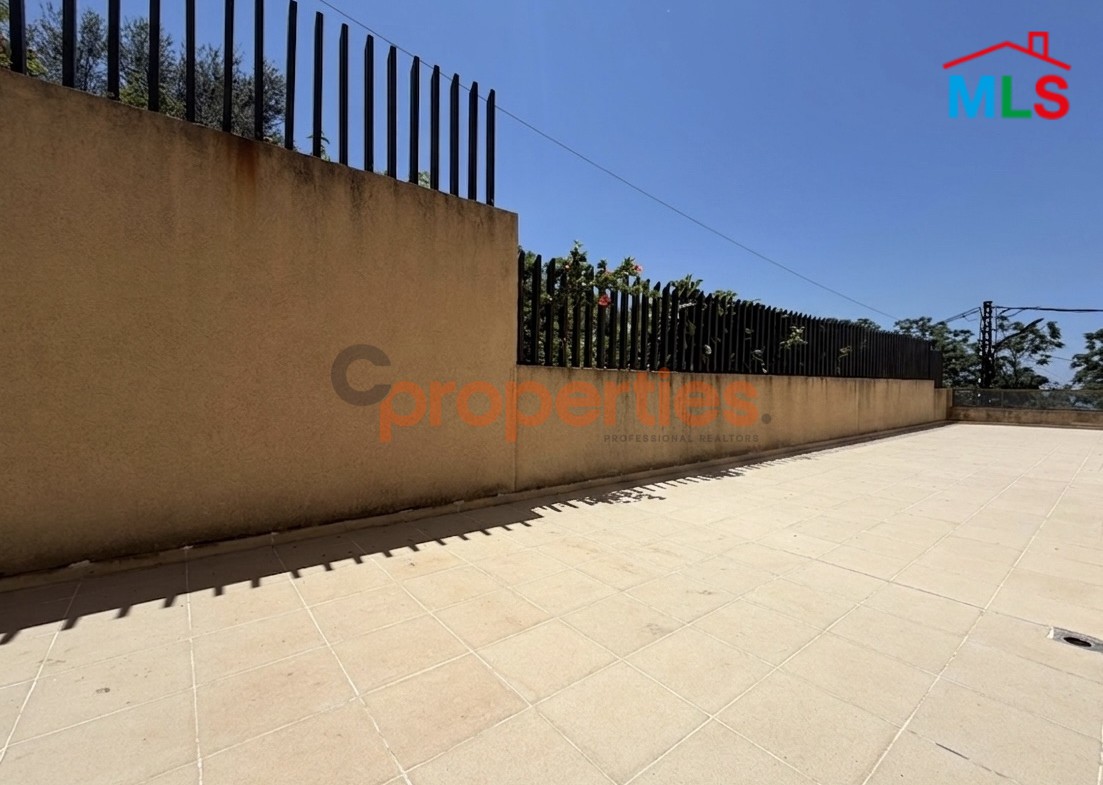 Apartment For Sale In Naccache with Terrace – CPLO01