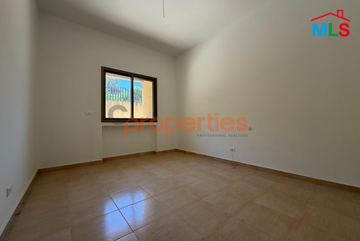 Apartment For Sale In Naccache with Terrace – CPLO01
