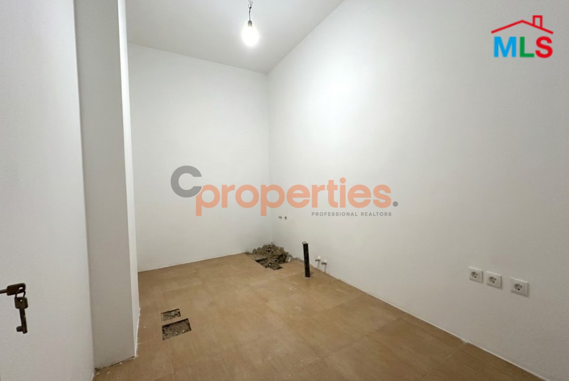 Apartment For Sale In Naccache with Terrace – CPLO01