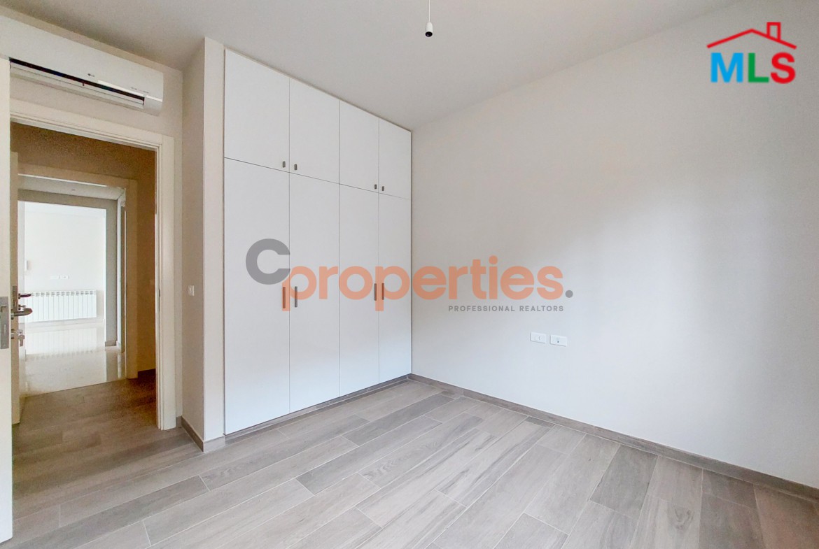 Luxurious Apartment for Sale in Ain Saade – CPSM197