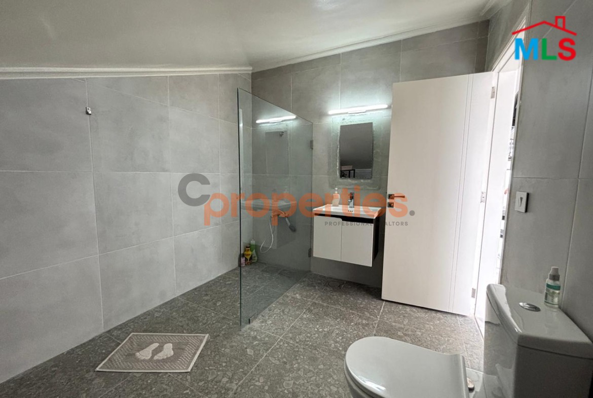 Duplex For sale in Halat – CPES293