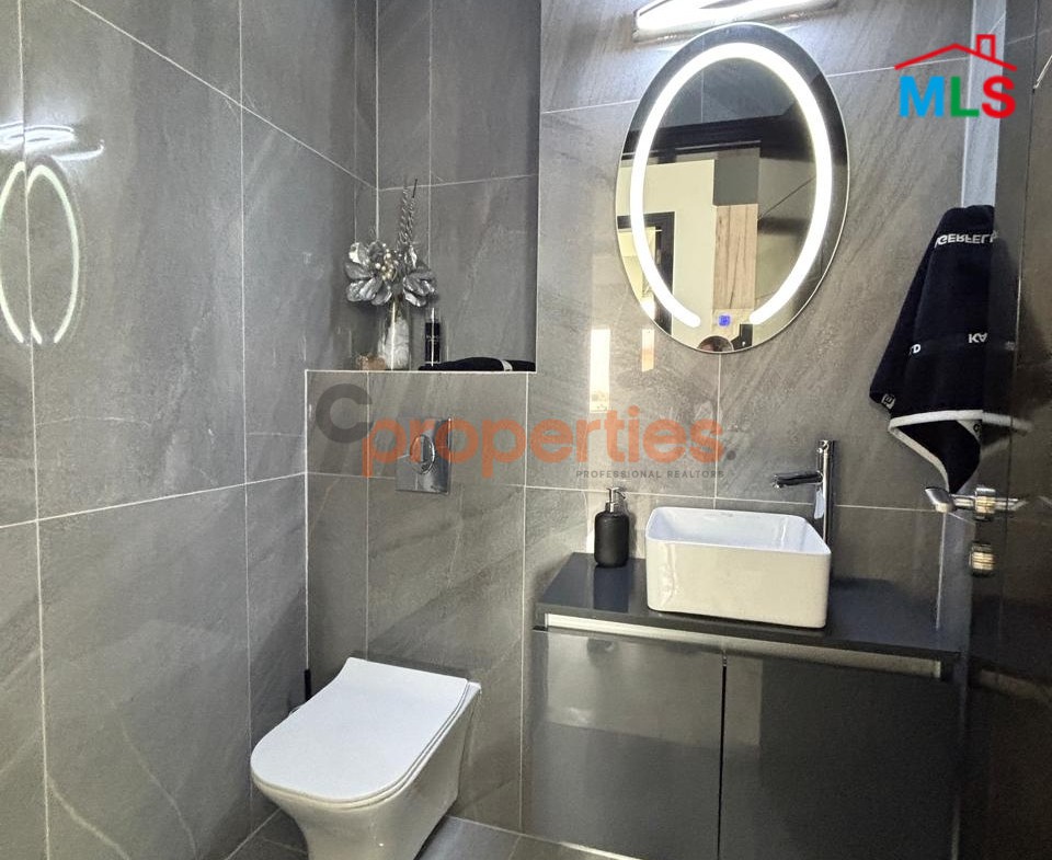 Duplex For sale in Halat – CPES293