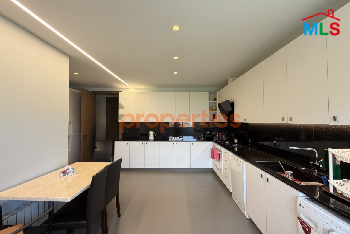 Apartment For Sale in Mtayleb Prime Location CPCF363