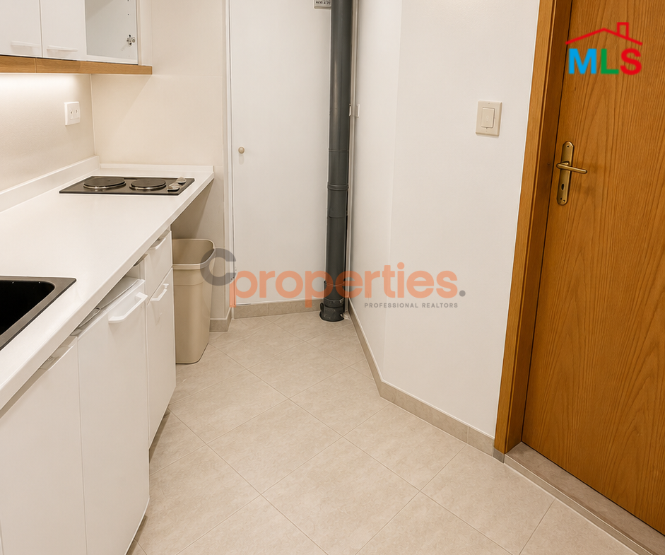 Shop For Sale In Achrafiye – CPBJW09