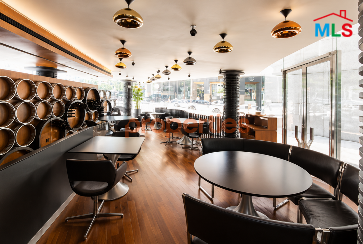 Restaurant For Sale In Achrafiye – CPBJW08