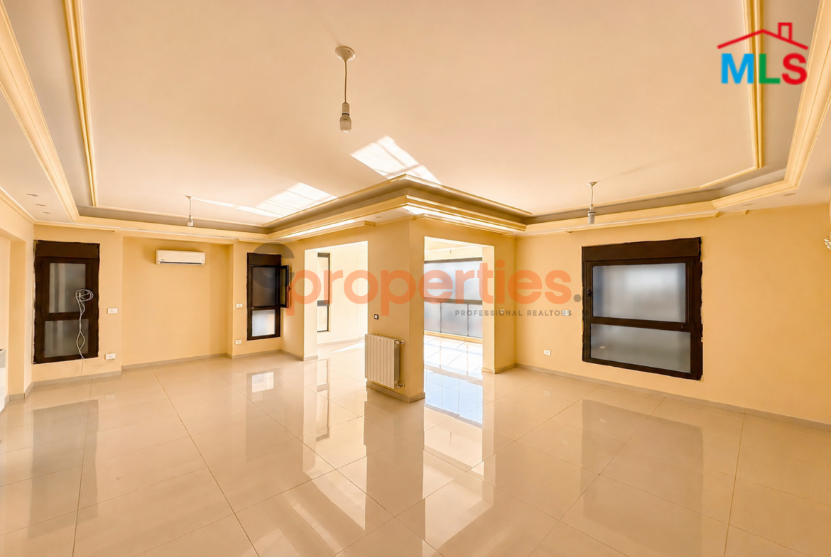 Apartment For Sale in Hazmieh – CPCH38