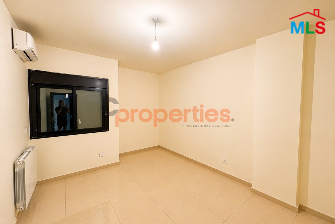 Apartment For Sale in Hazmieh – CPCH38