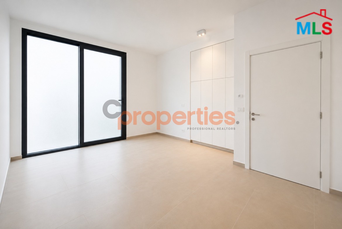 Apartment For Sale In Achrafieh – CPBMH23