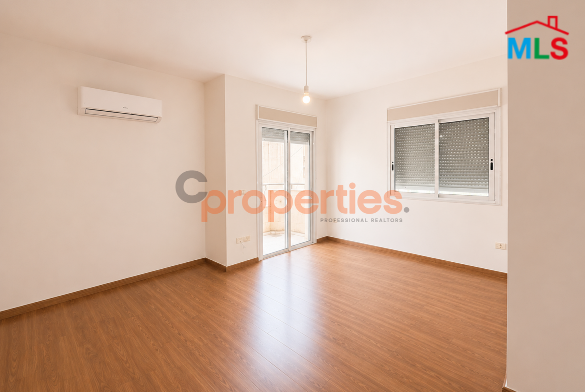 Spacious apartment for sale in Hazmieh CPMK213