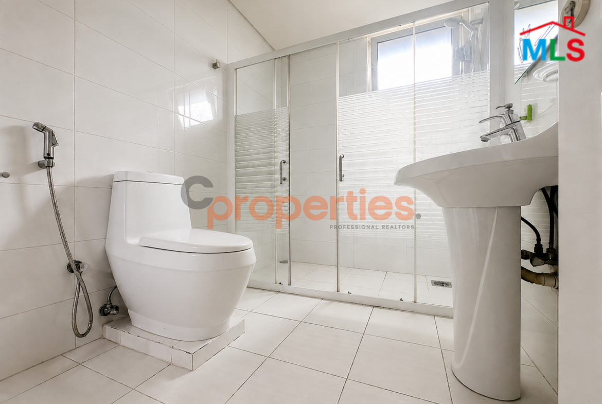 Sea View Apartment For Sale In Ramlet al baydah – CPBHS87