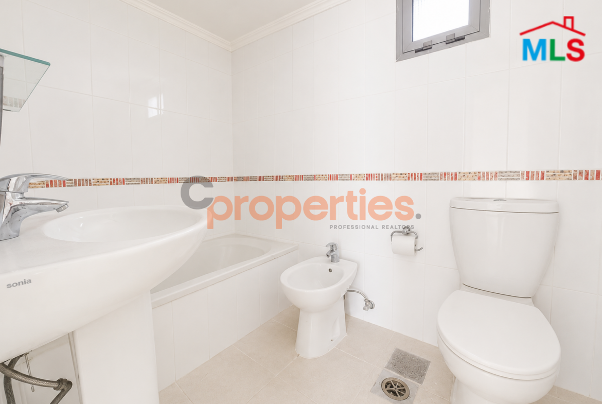 Apartment for sale in Hamra with Terrace-CPBMKH20