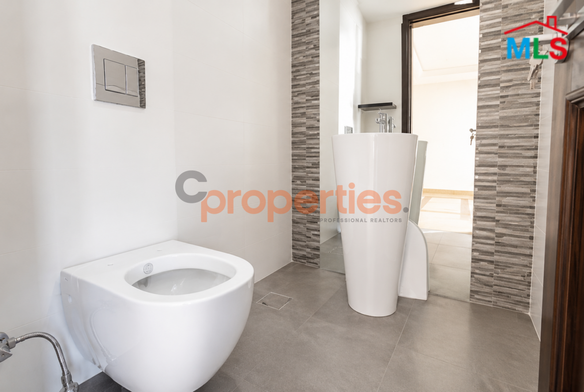 Luxury Apartment For Sale in Jnah – CPBHS77